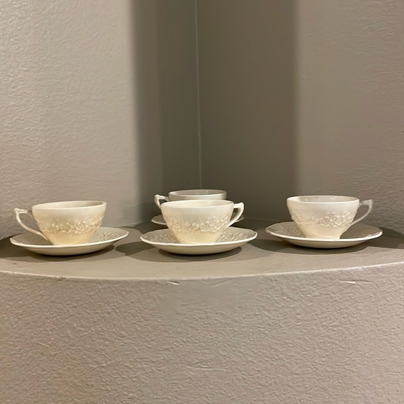 Crown Ducal Gainsborough Bundle - 4 Teacups & Saucers - Picture 9 of 10